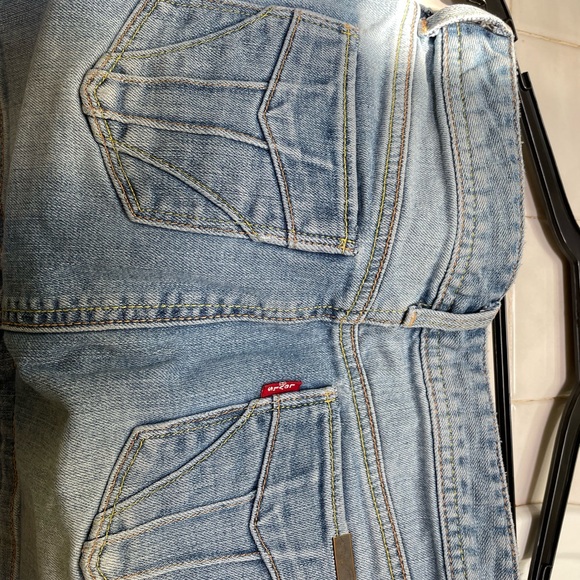 Levi’s denim mini skirt. - Picture 2 of 3
